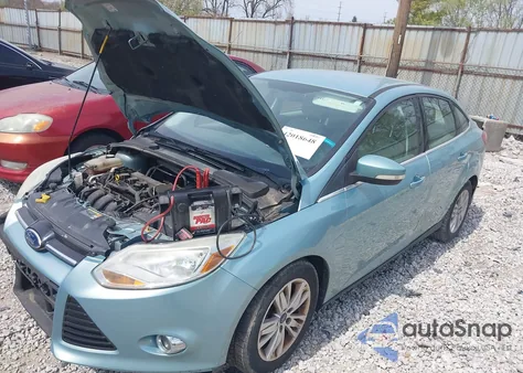 2012 Ford Focus Sel z USA, uszkodzony, nr VIN 1FAHP3H21CL211061